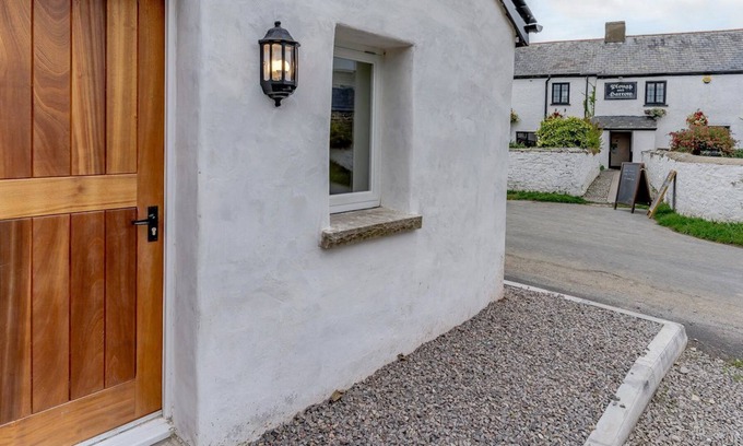 Monknash Cabaña | 1 bedroom accommodation in Monknash, near Cowbridge