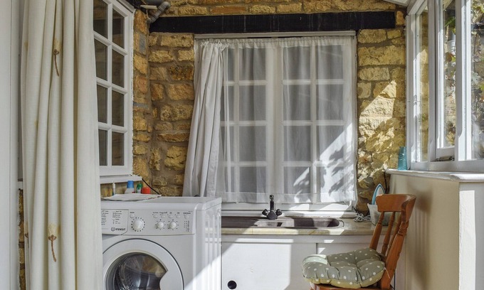North Luffenham Cabaña | 1 bedroom accommodation in North Luffenham, near Oakham