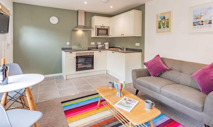 Ford Cabaña | 1 bedroom accommodation in Crookham, near Cornhill-on-Tweed