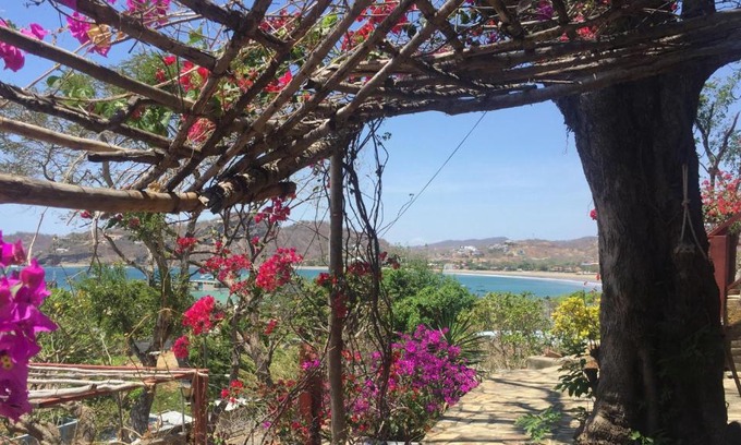 San Juan del Sur Apartamento | 1 bedroom apartment with bay view, 3 blocks from beach and center of San Juan