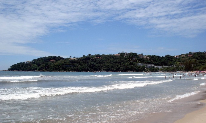 Caraguatatuba Alquiler De RV | 1-bedroom apartment, furnished, swimming pool, playground and barbecue.