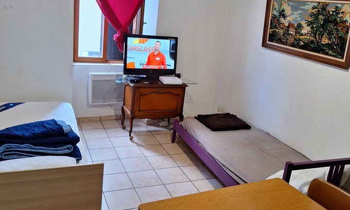 Ardeche Rhone Coiron Apartamento | 1 Bedroom Apartment in Baix