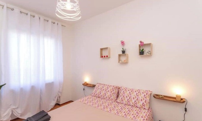 Bra Apartamento | 1 Bedroom Apartment in Bra