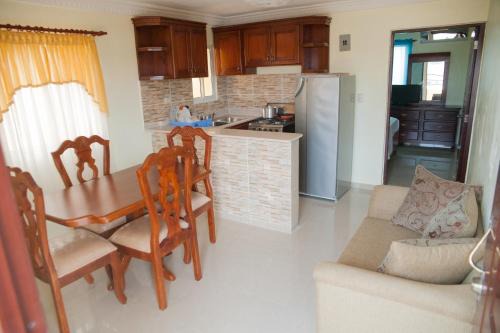 Corales del Sur Apartamento | 1-Bedroom Apartment in Corales del Sur, Close to the Airport, Santo Domingo Este