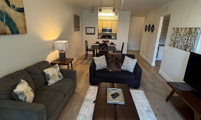 Panorama City Apartamento | 1-bedroom apt. in fabulous Los Angeles/San Fernando Valley easy Fwy's access