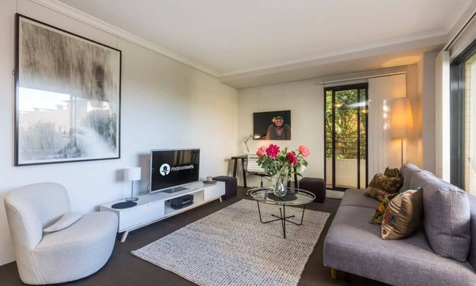 Redfern Apartamento | 1 Bedroom Apt with Parking, Pool and Gym