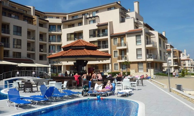 Obzor Apartamento | 1 Bedroom Beachfront Apartment in Obzor Beach Resort