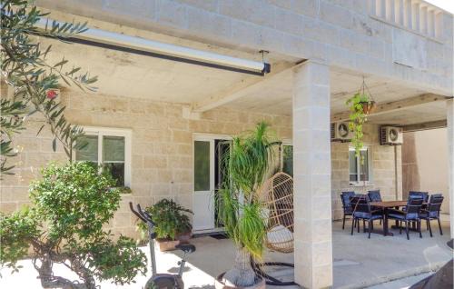 Zvekovica Apartamento | 1 Bedroom Beautiful Apartment In Cavtat