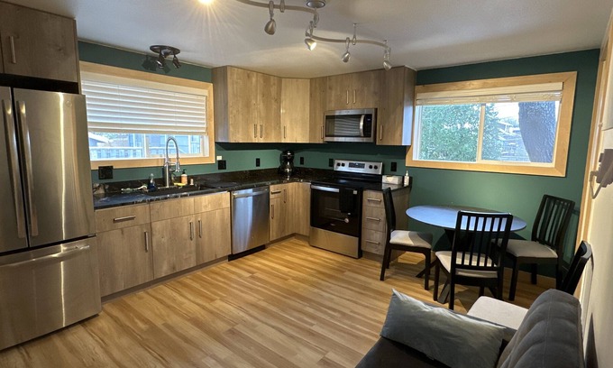 North Admiral Cabaña | 1 Bedroom detach unit-10 min walk to Alki beach