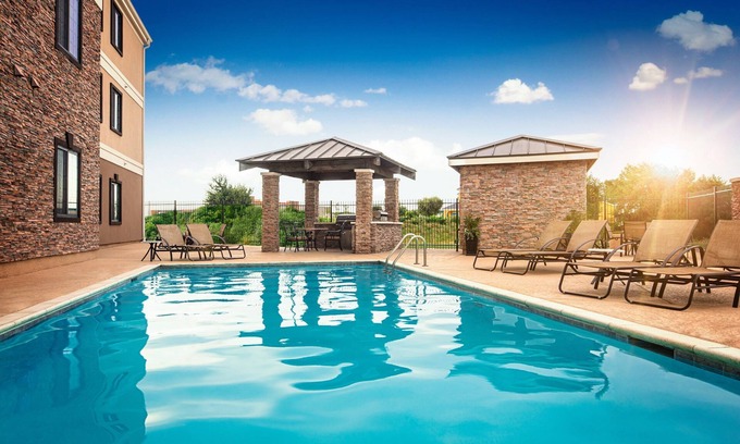 Fort Worth Condominio | 1 Bedroom | Free Wi-Fi + Complimentary Breakfast