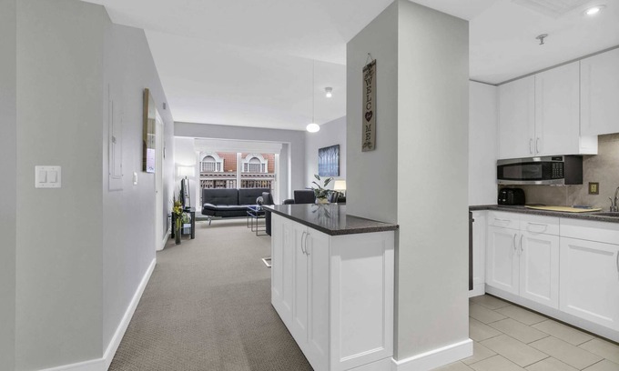 Chinatown Apartamento | 1 Bedroom Furnished Apartment at Penn Quarters