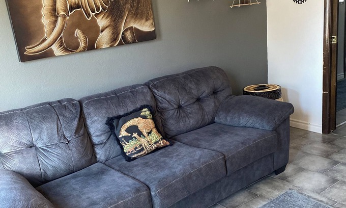 Enterprise Casa | 1-bedroom guest house with gated yard and WiFi,,Pet friendly, Las Vegas