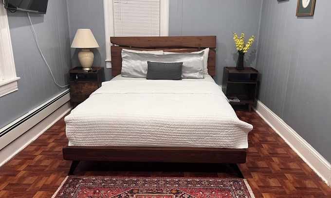 Clason Point Apartamento | 1-bedroom in the Bronx next to nearby parks and ferry.