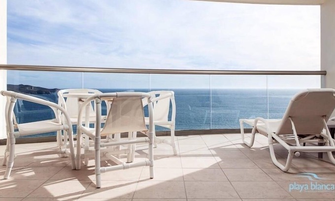 San Carlos Condominio | 1 Bedroom Playa Blanca 1404 Condo by RedAwning