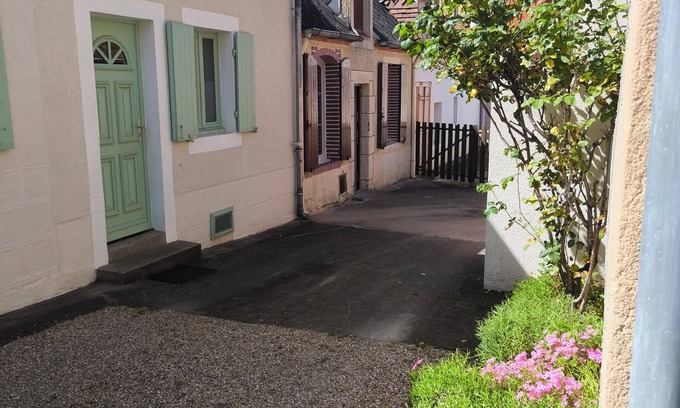 Chateaumeillant Casa | 1 bedroom private vacation home in chã¢teaumeillant