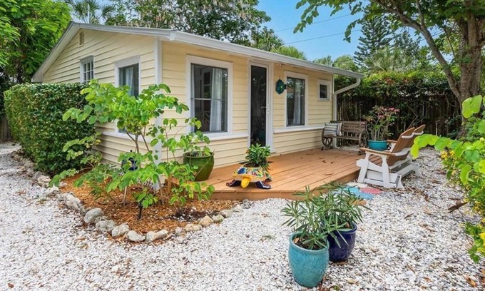 Longbeach Village Apartamento | 1 Bedroom Single family 94553 by Houzlet