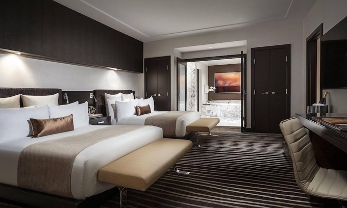 Summerlin South Casa | 1-Bedroom Suite at a 5⭐️ Hotel