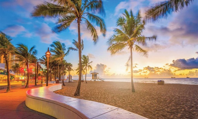 Pompano Beach Complejo | 1 Bedroom Suite Condo w/ Kitchenette, in Pompano Beach, at Sea Gardens Resort!
