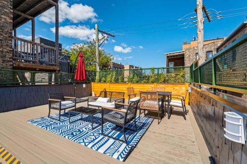Lakeview Apartamento | 1 Bedroom with Rooftop and Wrigley Views