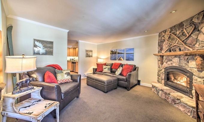 Hillcrest Condominio | 1 Block to Downtown: Cozy Condo by Mirror Lake