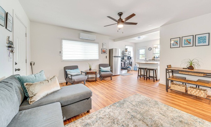 Hilo Casa | 1 Block to Heart of Hilo: Fully Renovated Home