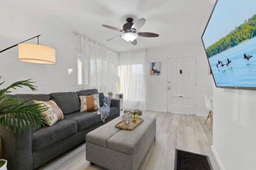 Ocean Beach Apartamento | 1 Block to Sand Stylish Boho Retreat