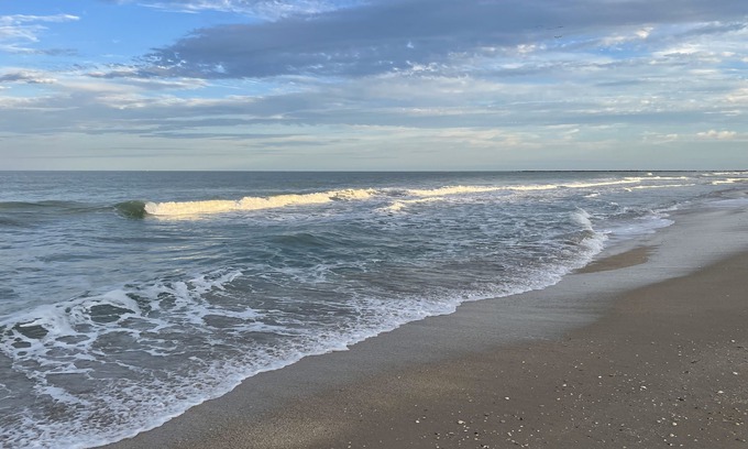 Fort Pierce Shores Condominio | 2 Min Walk to the Beach from this Newly Renovated Condo on Hutchinson Island