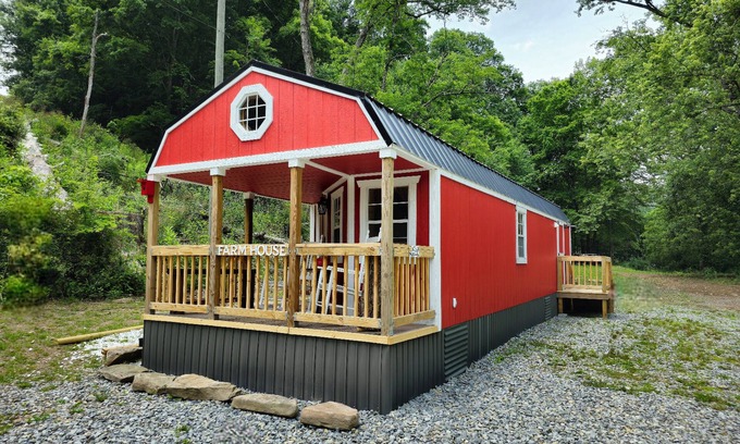 Freeman Cabina | 1 BR/1BR Lofted Cabin West Virginia Hatfield McCoy ATV Trails