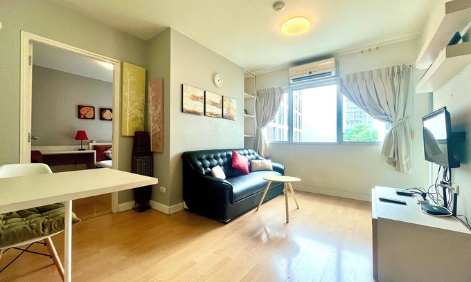 Phra Khanong Nuea Apartamento | 1 BR, 5 minutos a BTS, FreeWiFi, Sukhumvit