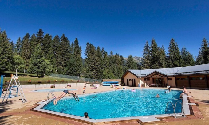 La Lechere Condominio | 1 BR Apt | Scenic Living in Valmorel | Sleeps 6!
