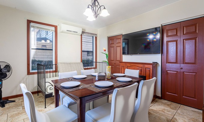 Hillside Casa | 1 parada de autobús a NYC✈︎5min al aeropuerto EWR 5BR House + estacionamiento gratuito-20min a Manhattan