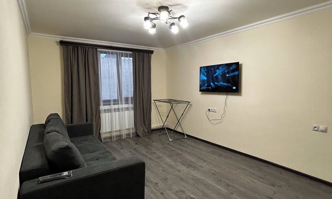 Yerevan Apartamento | 1 Cosy Apartment Near Airport EVN