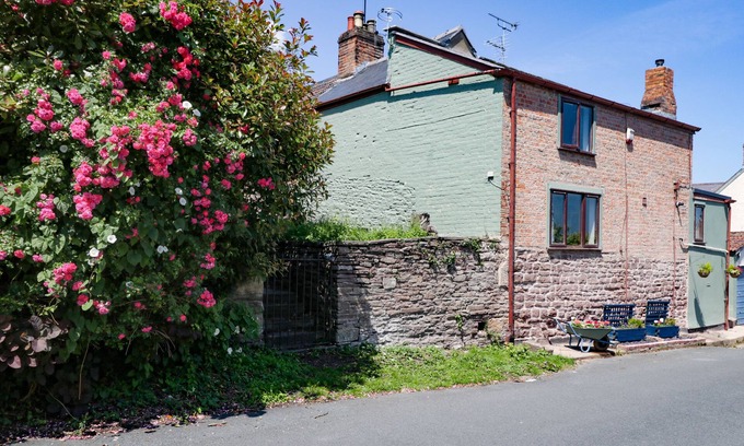 Newnham Cabaña | 1 Ferryside Cottages, NEWNHAM-EN-SEVERN