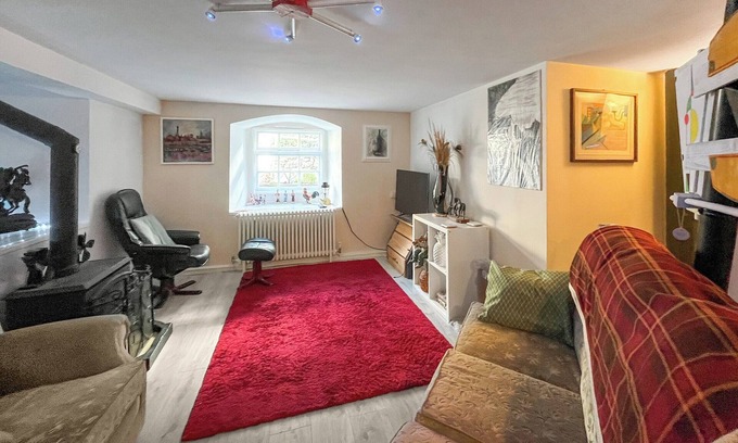 Treffynnon Cabaña | 1 bedroom accommodation in Mold and the Clwydian Range