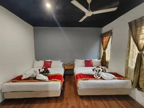 Taman Murni 2 Casa | 1 Hati Homestay Sepang