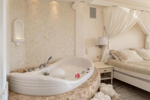 Brasa Apartamento | #1 Luxury Jacuzzi Penthouse In Quiet Centre Riga