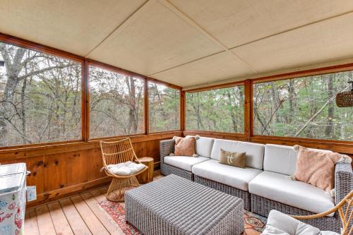 Lakemont Casa | 1 Mi to Beach Lake Rabun Home with Carriage House