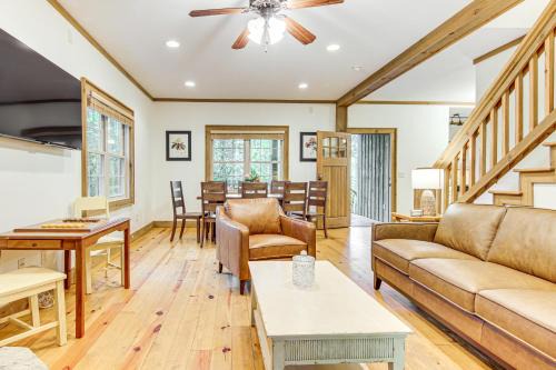 Cashiers Casa | 1 Mi to Downtown Cashiers Private Cabin with Deck