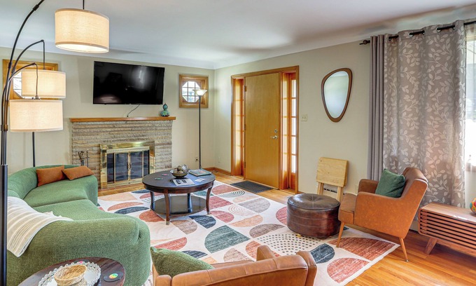 Tiffin Casa | < 1 Mi to Dtwn Tiffin: Home w/Outdoor Space!