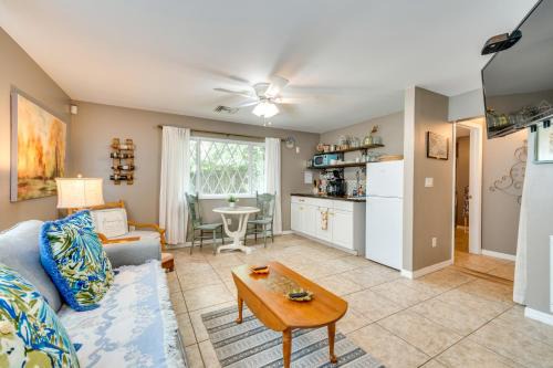 Mount Dora Casa | 1 Mi to Lake Dora Cottage with Shared Yard and Patio!
