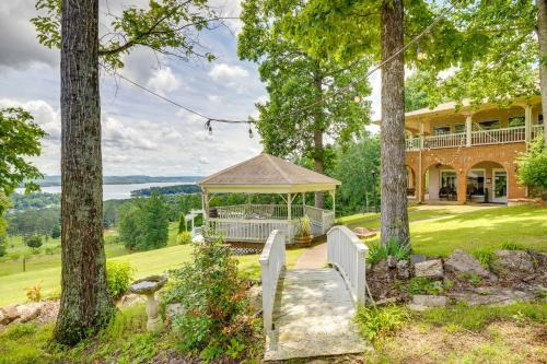 Grant Apartamento | 1 Mi to Lake Guntersville Scenic Condo Retreat!