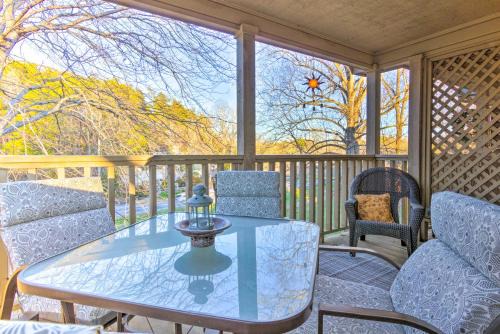 Lake Lure Apartamento | 1 Mi to Lake Lure Studio with Resort Amenities