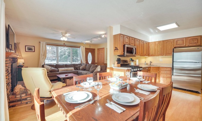 Waitsfield Casa | 1 Mi to Sugarbush Resort: Dog-Friendly Home!