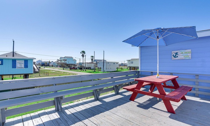 Surfside Beach Casa | Freeport Beach House ¡Camina hasta la playa de Surfside!