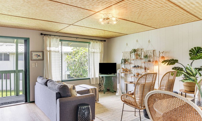 Hilo Condominio | 1 Mi to Town & Rainbow Falls: Updated Hilo Getaway