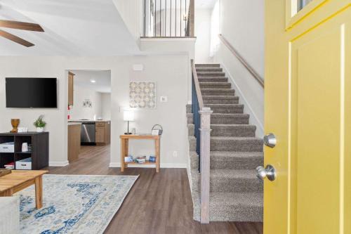 Clarksville Casa | 1-Mile to Downtown Clarksville Queen-City Charmer