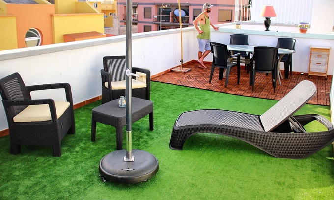 Playa San Juan Apartamento | Terraza privada en la azotea, a 1 minuto de la playa.