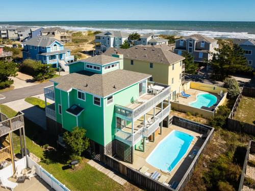 Ocean Sands Casa | 1 min walk to the beach with pool an hot tub
