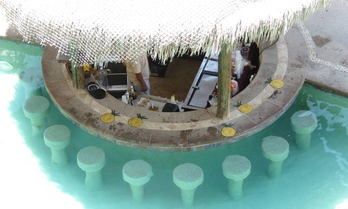 El Rosarito Apartamento | 1 ó 2 suites frente al mar BR con opciones de jacuzzi en la única playa de swimmable en Cabo