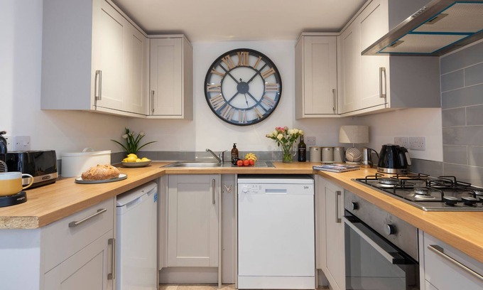 Little Petherick Cabaña | 1 Rock Cottages, in the heart of Little Petherick